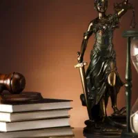 وکیل پایه یک دادگستری،قبول وکالت