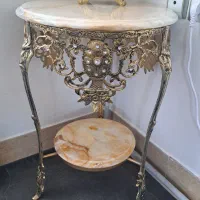 میز برنز سنگین