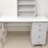 میز و استند نو قفل دار