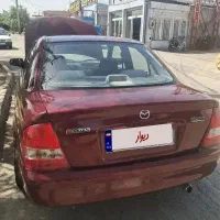 مزدا ۳۲۳ آلبالویی