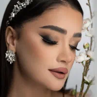 پذیرش مدل میکاپ با هزینه ویژه