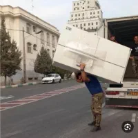 باربری اسباب کشی کارگر خالی با بسته بندی جابجایی