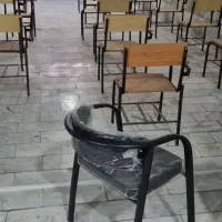 صندلی دانشجویی