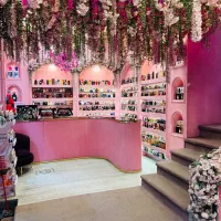 گالری آرایشی بهداشتی شهرداری رشت