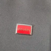 کیفیت لب تاب و دانشجوی برزنتی برند (deuter) آلمانی