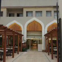 جذب نیرو در کافه رستوران