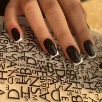 اموزش کاشت ناخن  رایگان