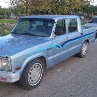 مزدا دو کابین عتیقه