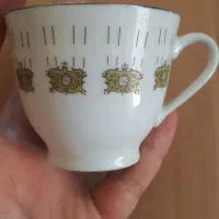 یکعدد فنجان تک