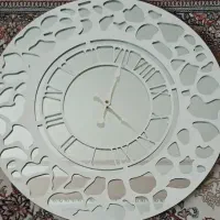 ساعت گرد دیواری سالم