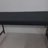 تعدادی وسایل آرایشگری بصورت یکجاوتکی بفروش میرسد