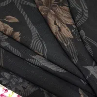 ۲ تا قواره چادر طلاکوب داره ،ندوخته
