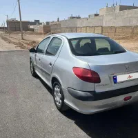 ۲۰۶ SD نقره ای