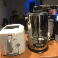 یک عدد سبزی خوردکن اکبند با سرخکن