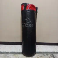 کیسه بوکس بهمراه دستکش بوکس