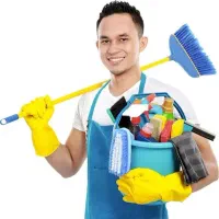 خدمتکار ونظافتچی منزل