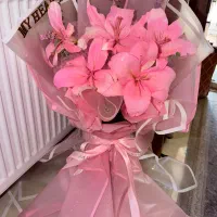 دسته گل لیلیوم شاینی آماده