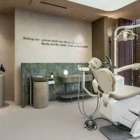 بازسازی و طراحی دکوراسیون کلینیک