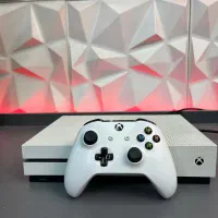 Xbox one s 1TB xbox one|کنسول، بازی ویدئویی و آنلاین|شیراز, شهرک پرواز|دیوار