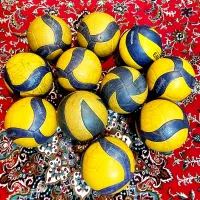توپ والیبال اورجینال v 200    کار کرده