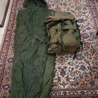 کیسه خواب و کوله راک ۴۰ لیتری