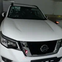 نیسان ترا برج ۱۲ اسفند ۴۰۴