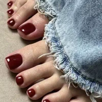 انجام تخصصی پدیکور و ژلیش پا