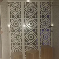 ویترین جلوشیشه مغازه