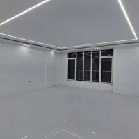 سه-خوابه-130-متری-پاییز-جنوبی-رو-به-نما-و-کوچه