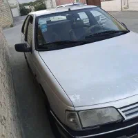 پژو ۴۰۵ نقره ای