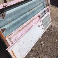 در دولخت فروشی