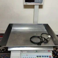 ترازوی ۷۰ کیلویی محک  درحد نو