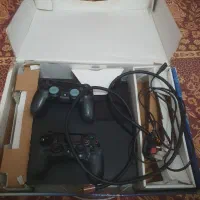 ps4 500 gig  کپی خور همراه با دیسک بازی