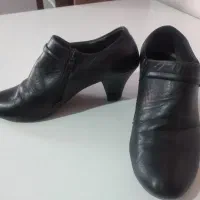 کفش چرم،سایز ۳۶،قیمت ۳۵۰ ت