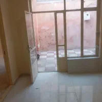 حیاط دربستی باامتیازکامل دراخرخیابان عباسی