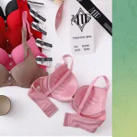 دو جین دوازده تای لباس زیر زنانه فقط پنج میلیون