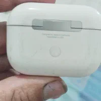 ایرپادپرو یک گوشش گم شده اصلی .