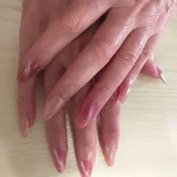 آموزش کاشت ناخن در منزل
