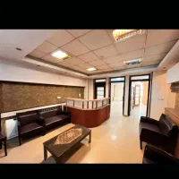 ۸۰م تاپ لوکیشن/ساختمان پزشکان/تابلو خوربرطالقانی