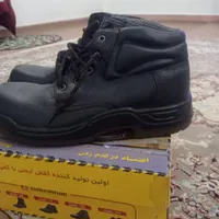 کفش ایمنی بهشتیان|کیف، کفش، کمربند|چالوس, |دیوار