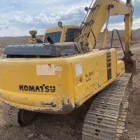 بیل مکانیکی کوماتسو 200