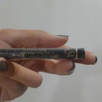 خط چشم برند گلدن رز و خط چشم گیلیتری  Mov