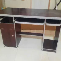 میز کامپیوتر و کار