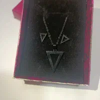 ست گردبند و گوشواره