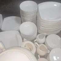 بشقاب نلبکی فنجان سفید ساده
