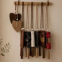 اویز کتابخانه مکرومه