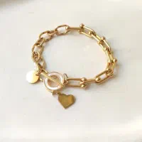 دستبند الارا