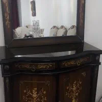 آینه و کنسول