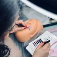 آموزش اکستنشن مژه فقط 3 میلیون