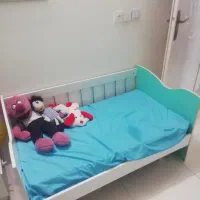 تخت بچه و نوجوان در حد نو